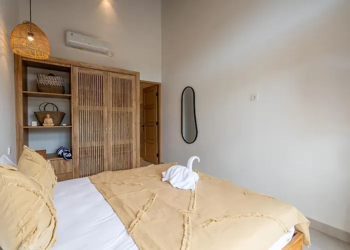 Louisa - 2br Private Pool In
