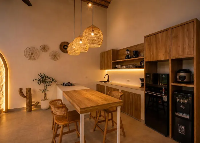 Villa Louisa - 2br Private Pool In *